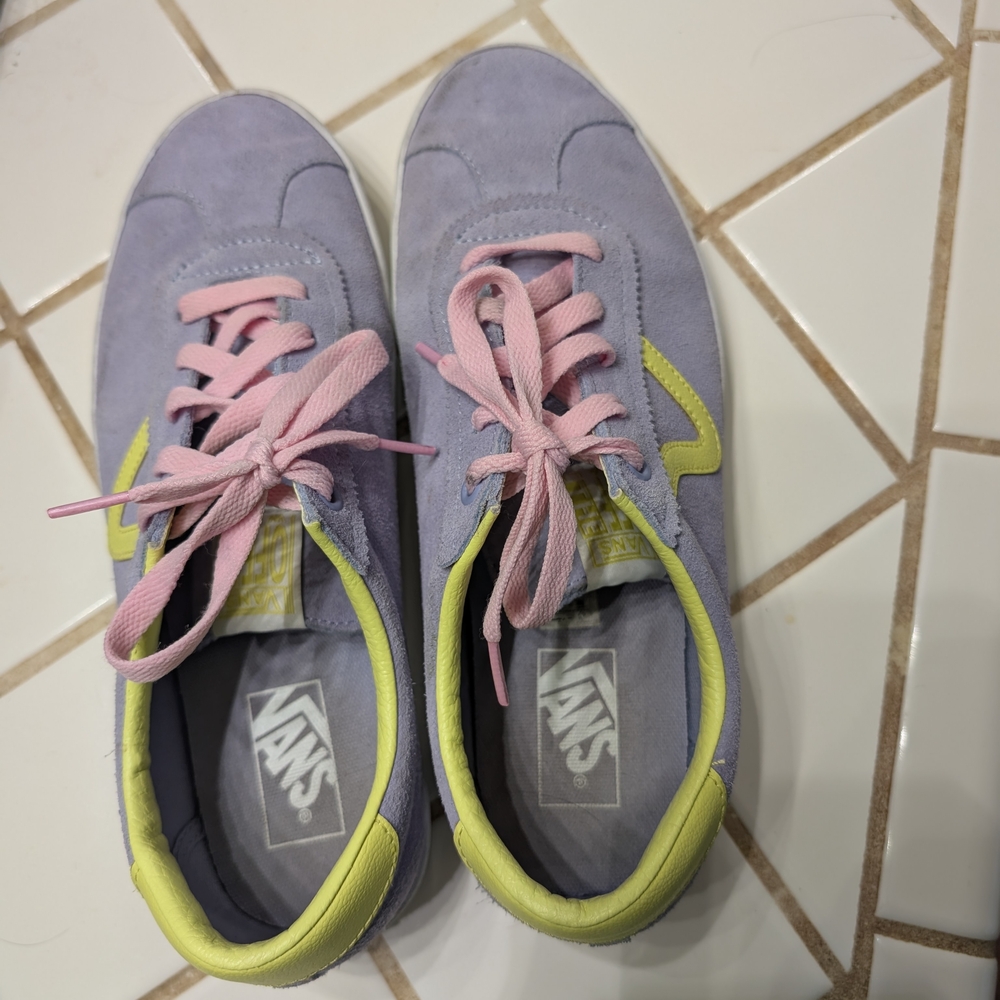 Vans Women's Sneakers - Lavender and Pink